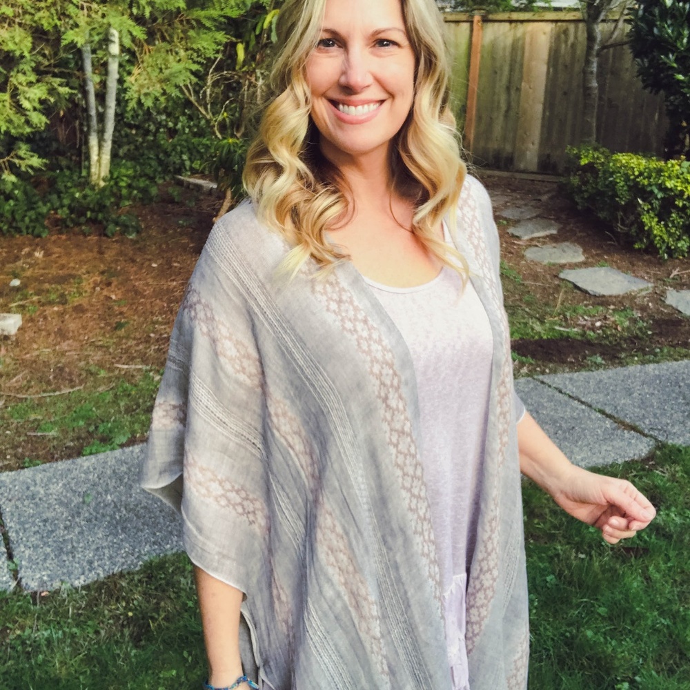 Tribal Woven Kimono - Gray
